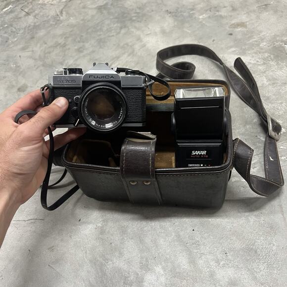Vintage Fujica ST705 35mm Film Camera w/ Lens, Flash & Case UNTESTED - Picture 1 of 9